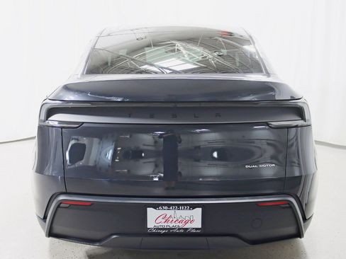 Used 2026 Tesla Model Y Long Range AWD/4WD image 13