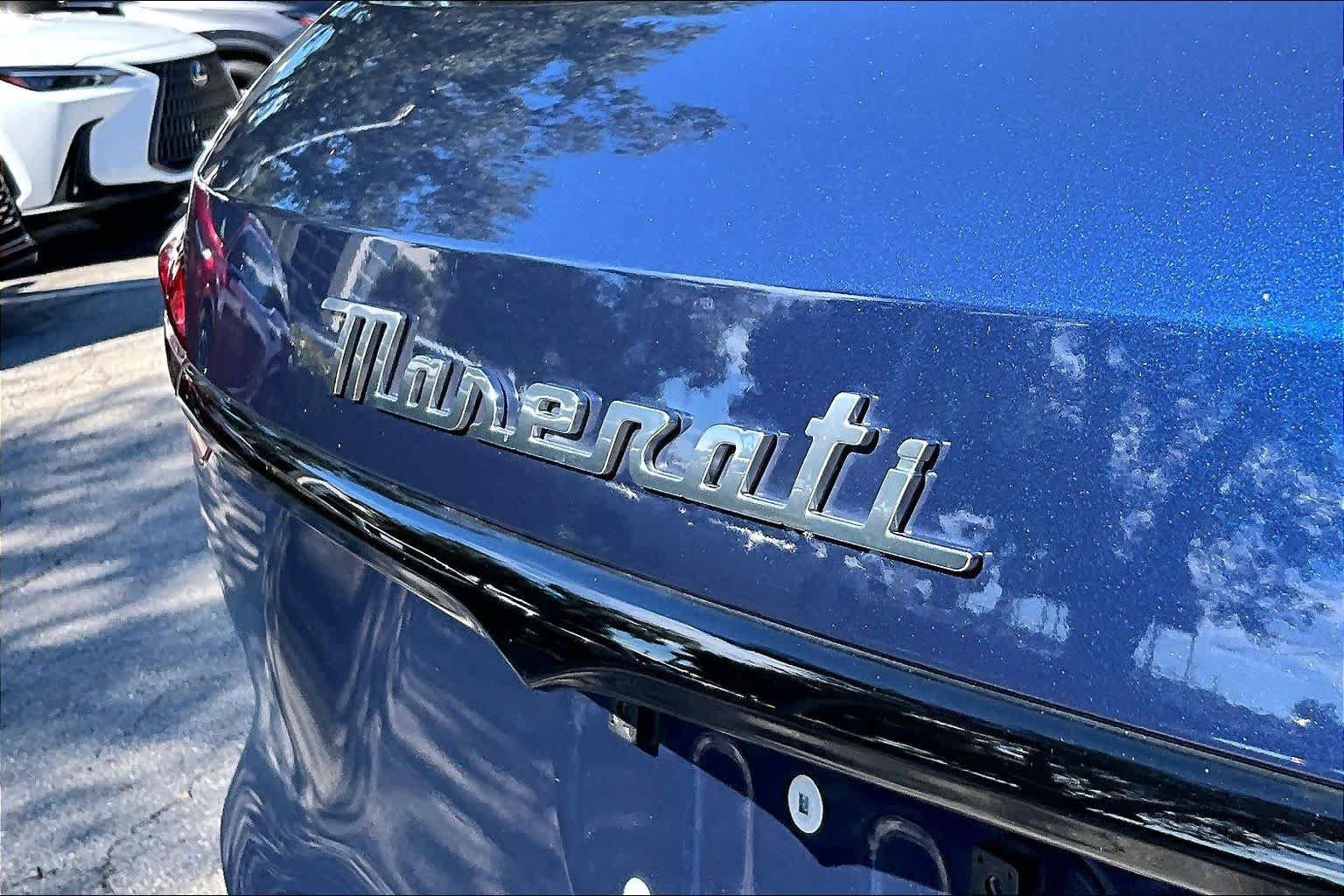 Used 2025 Maserati Grecale Modena AWD/4WD image 31