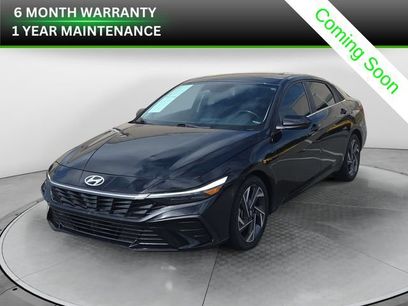 Used 2024 Hyundai Elantra SEL w/ Convenience Package