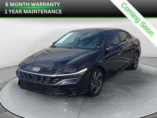 Used 2024 Hyundai Elantra SEL w/ Convenience Package FWD video 1
