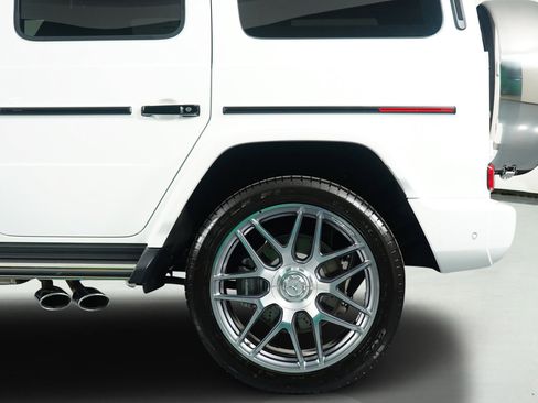 Used 2025 Mercedes-Benz G 63 AMG 4MATIC image 13