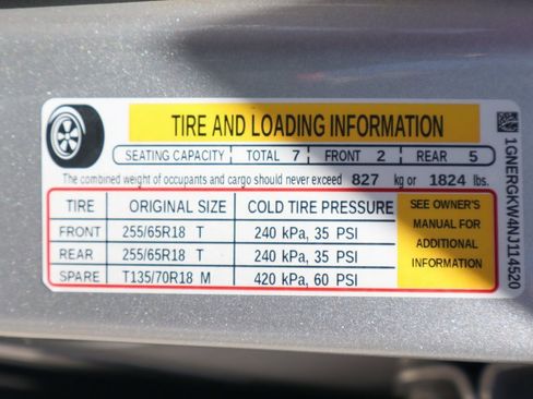 Used 2022 Chevrolet Traverse LT image 54