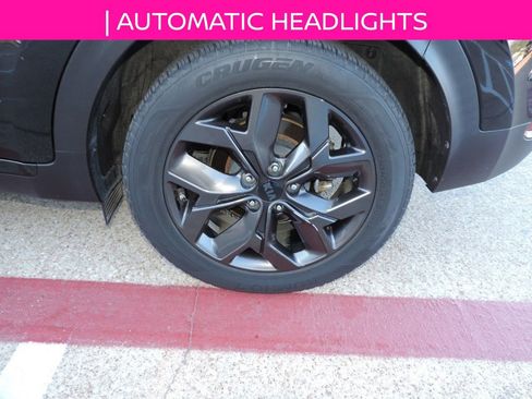 Used 2022 Kia Sportage Nightfall Edition image 11