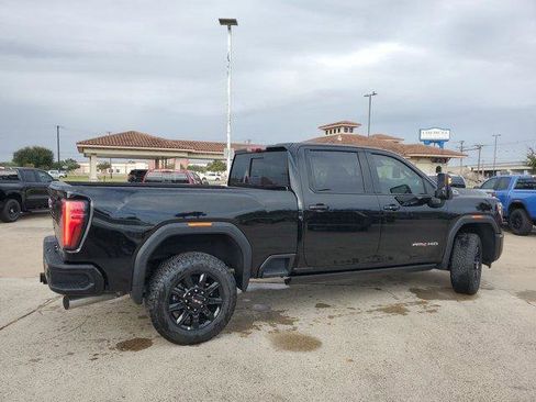 New 2026 GMC Sierra 2500 AT4 image 7