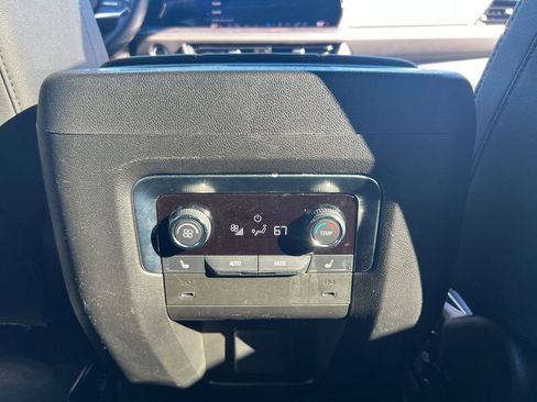 Used 2025 Chevrolet Tahoe Premier image 28