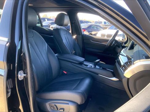 Used 2019 BMW X6 xDrive35i w/ Premium Package image 8