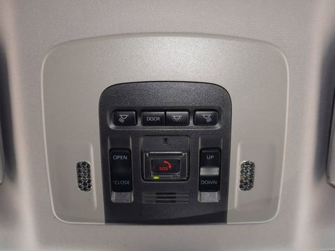 Used 2022 Toyota Camry SE w/ Audio Upgrade Package FWD image 19