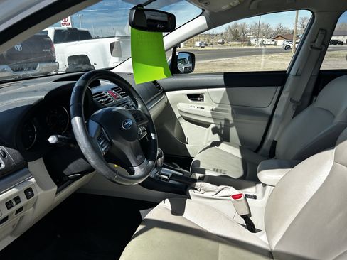 Used 2014 Subaru Crosstrek 2.0i Limited w/ Popular Package #2 image 9