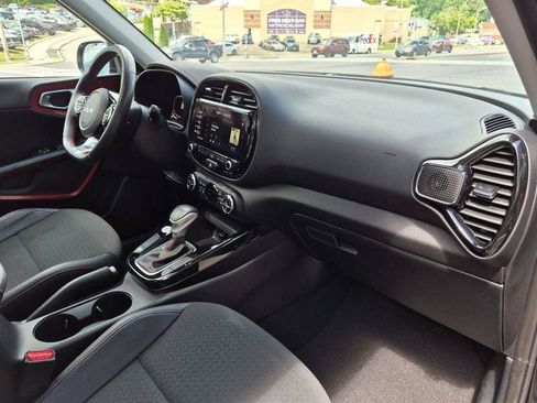 Certified 2023 Kia Soul GT-Line FWD image 26