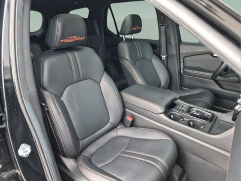 Used 2025 Honda Pilot TrailSport image 19