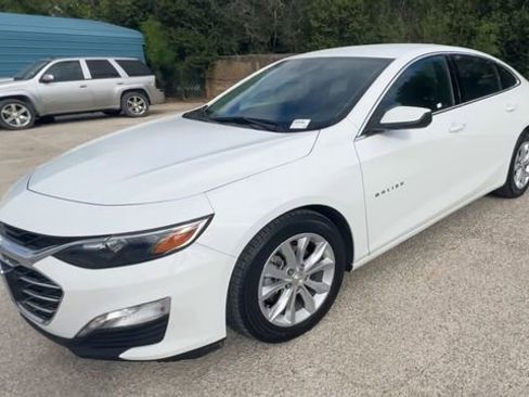 Used 2024 Chevrolet Malibu LT w/ LPO, Floor Liner Package image 4