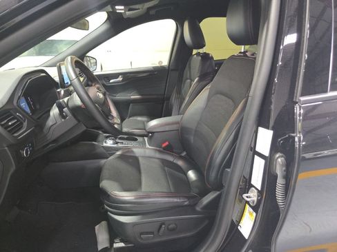 Used 2025 Ford Escape ST-Line AWD/4WD image 3