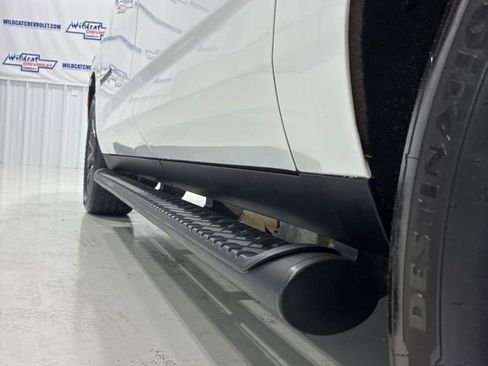 Used 2021 Chevrolet Suburban Z71 w/ Z71 Off-Road Package image 49