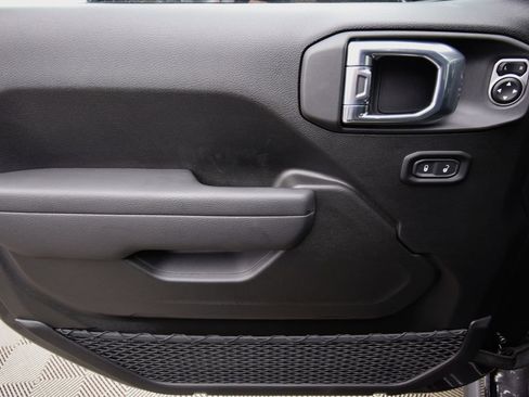 New 2026 Jeep Gladiator Willys image 34