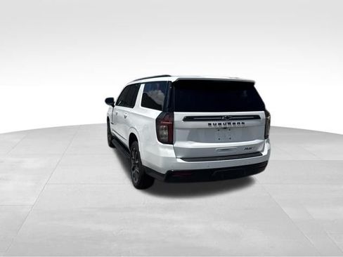 Used 2023 Chevrolet Suburban RST AWD/4WD image 10