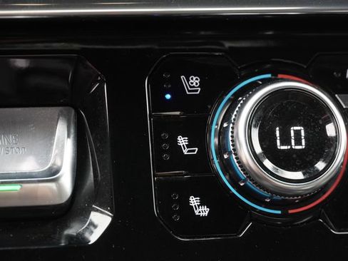 Used 2023 GMC Sierra 1500 Denali w/ Technology Package AWD/4WD image 25