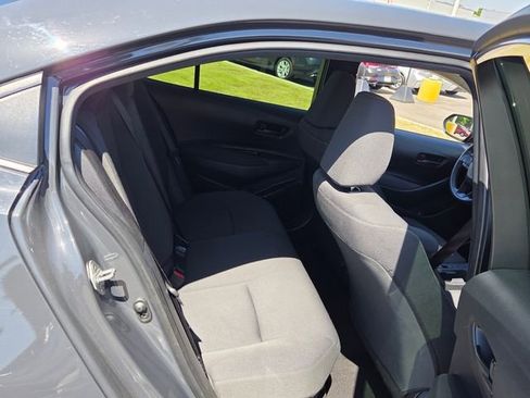 Used 2025 Toyota Corolla LE FWD image 14