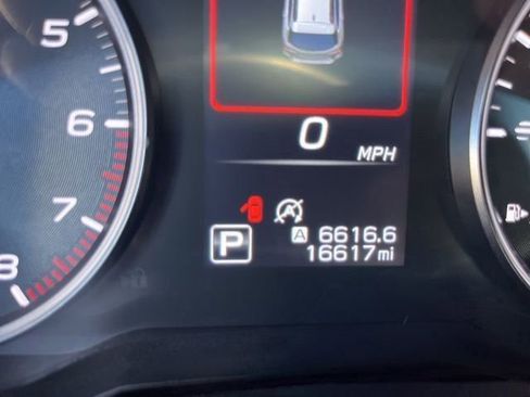 Used 2025 Subaru Outback Premium image 14