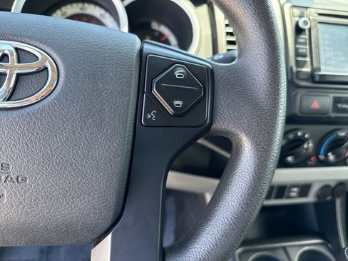 Used 2015 Toyota Tacoma 2WD Access Cab image 14