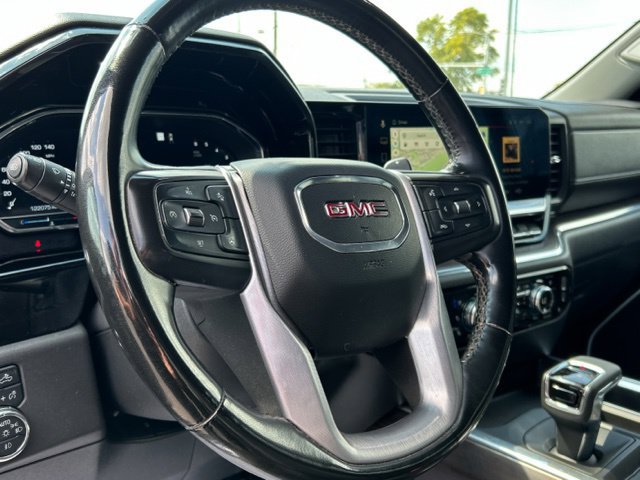 Used 2023 GMC Sierra 1500 SLT w/ SLT Convenience Package AWD/4WD image 31