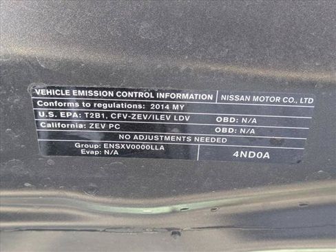 Used 2014 Nissan Leaf SL w/ Premium Package FWD image 23