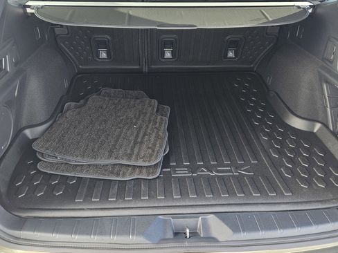 Used 2025 Subaru Outback Limited image 19