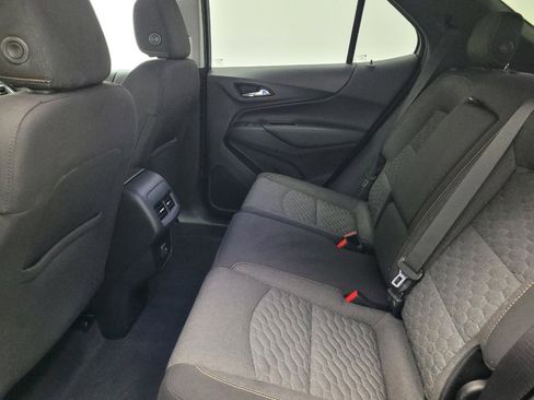 Used 2020 Chevrolet Equinox LT FWD image 18