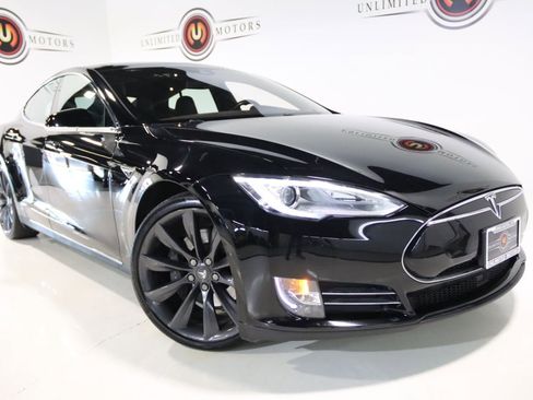 Used 2015 Tesla Model S 70 image 11