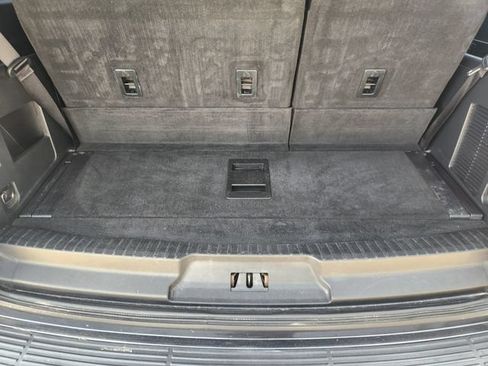 Used 2020 Ford Expedition XLT w/ Equipment Group 202A RWD image 31