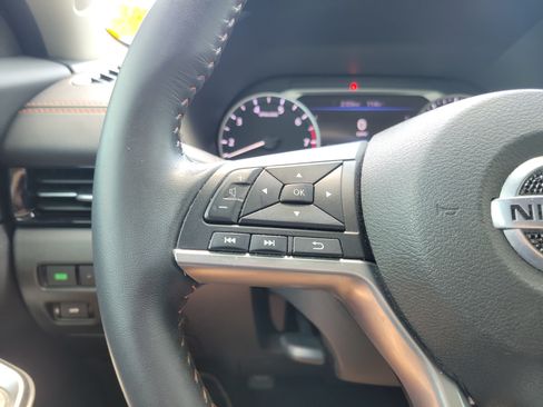 Used 2021 Nissan Sentra SR FWD image 23