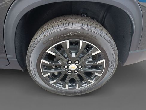New 2026 Chevrolet Traverse LT w/ Sun and Wheel Package image 8