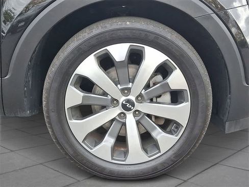 Used 2022 Kia Telluride EX w/ EX Premium Package image 23