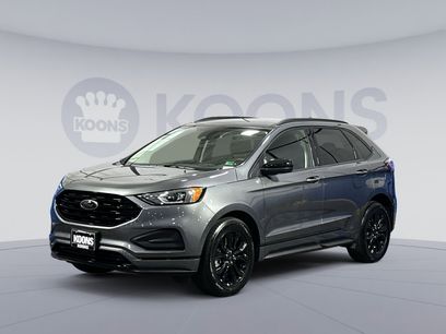 Used 2024 Ford Edge SE w/ Black Appearance Package