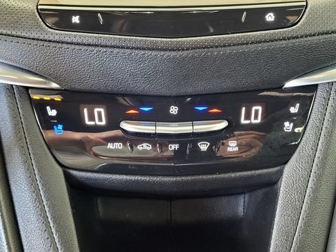 Used 2024 Cadillac XT5 Sportv w/ Technology Package AWD/4WD image 21