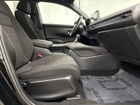 Used 2025 Honda HR-V Sport image 22