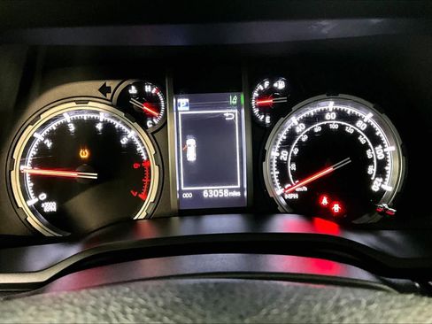 Used 2023 Toyota 4Runner TRD Off-Road Premium w/ Off Road Premium Plus Package image 25