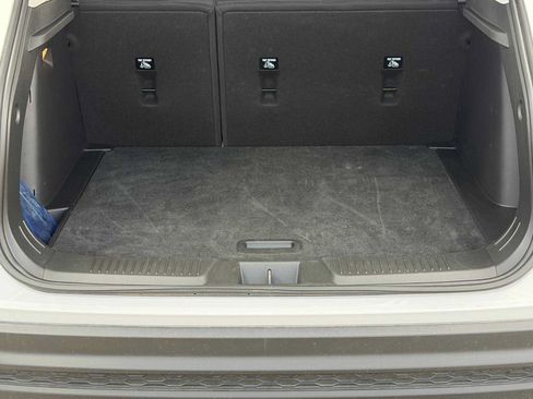 Used 2026 Chevrolet Trax LS FWD image 30