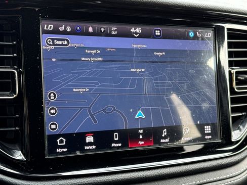 Used 2021 Dodge Durango SRT w/ Black Package image 18