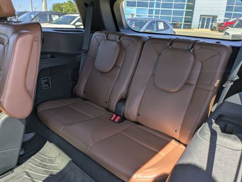 Used 2023 Lincoln Aviator Reserve image 12