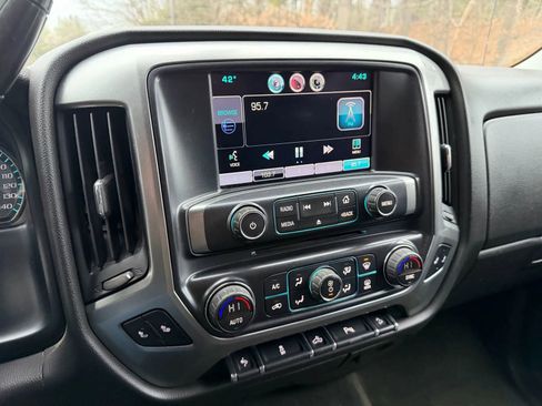 Used 2015 Chevrolet Silverado 3500 LT w/ LT Convenience Package AWD/4WD image 25