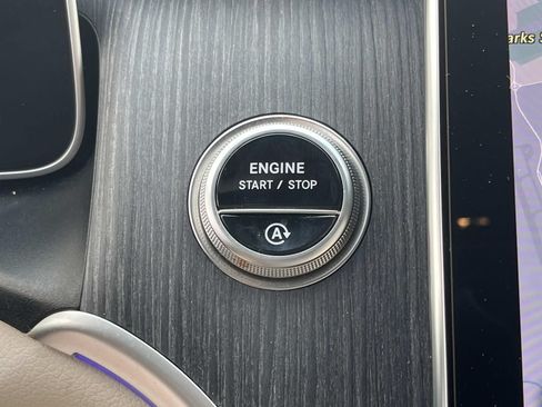 Certified 2025 Mercedes-Benz GLC 300 image 36