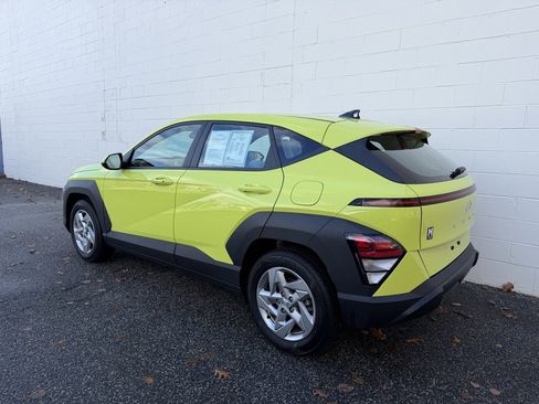 Certified 2024 Hyundai Kona SE image 2