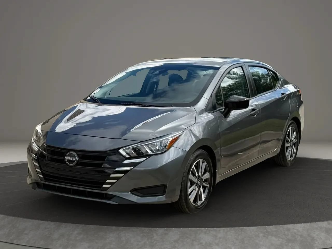 Used 2023 Nissan Versa S w/ S Plus Package FWD image 7