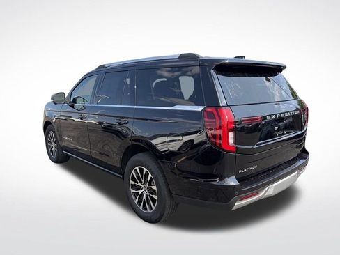 Used 2025 Ford Expedition Platinum AWD/4WD image 6