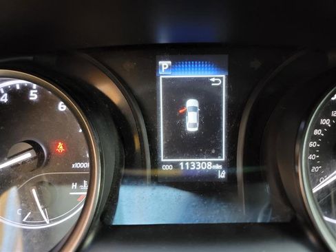 Used 2021 Toyota Camry SE FWD image 31