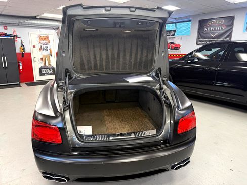 Used 2015 Bentley Flying Spur V8 image 11