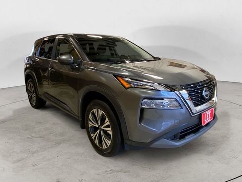 Used 2022 Nissan Rogue SV image 8