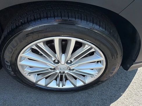 Used 2021 Hyundai Kona SEL FWD image 23