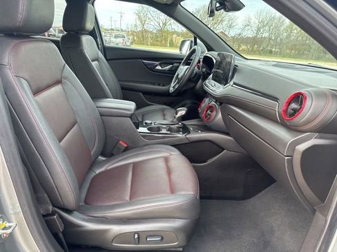 Used 2025 Chevrolet Blazer RS FWD image 20