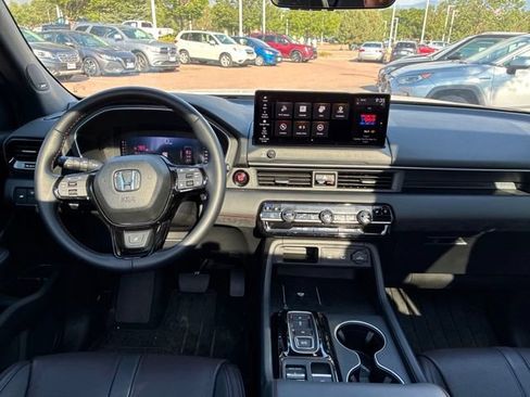 Used 2026 Honda Pilot Black Edition image 26